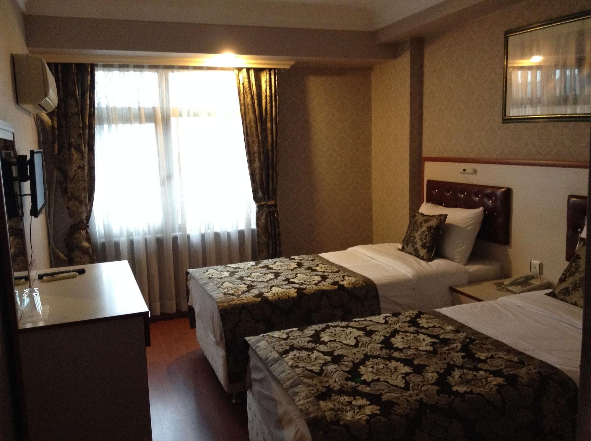 Tayhan Hotel Istanbul Exterior photo
