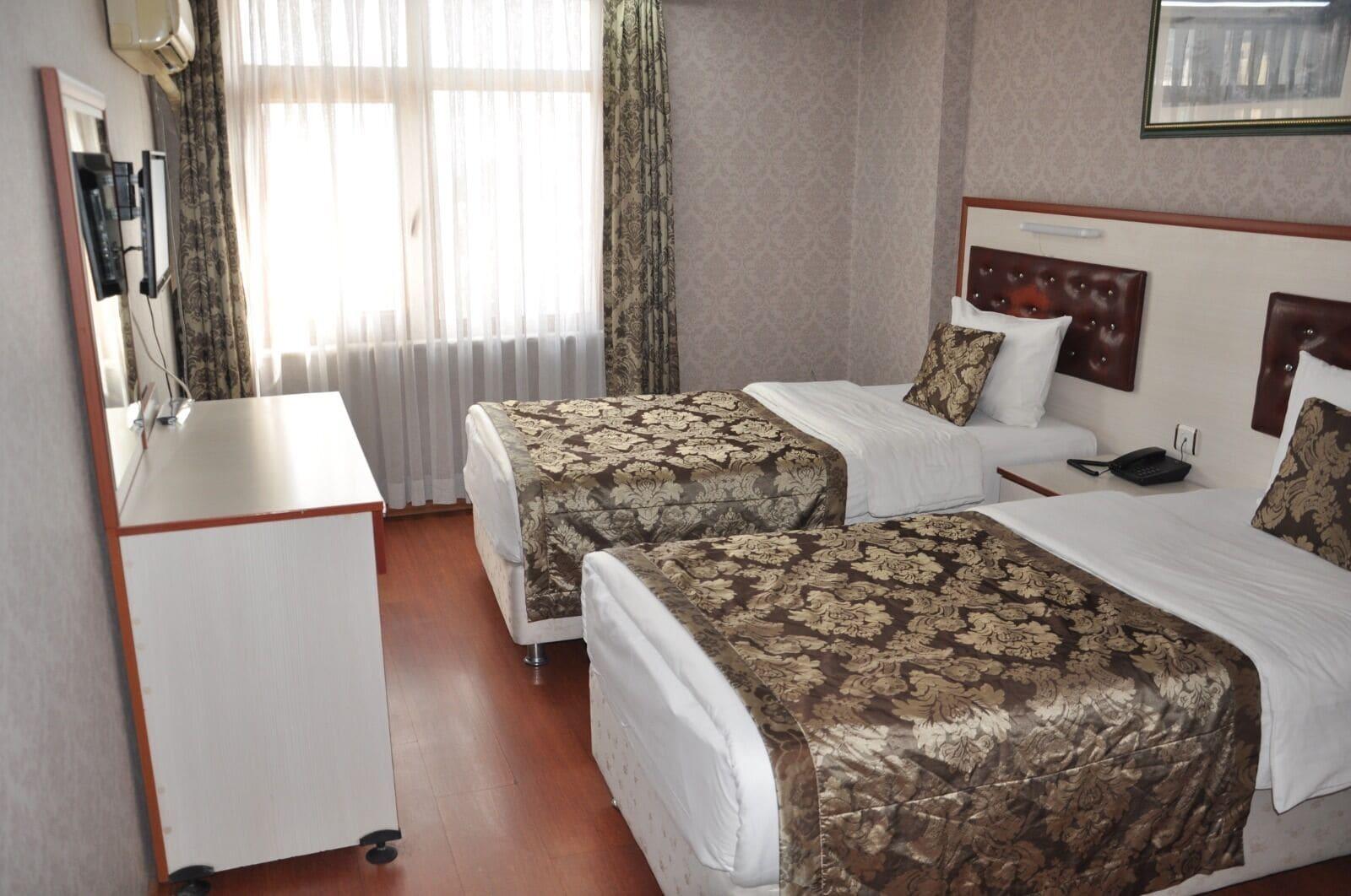 Tayhan Hotel Istanbul Exterior photo