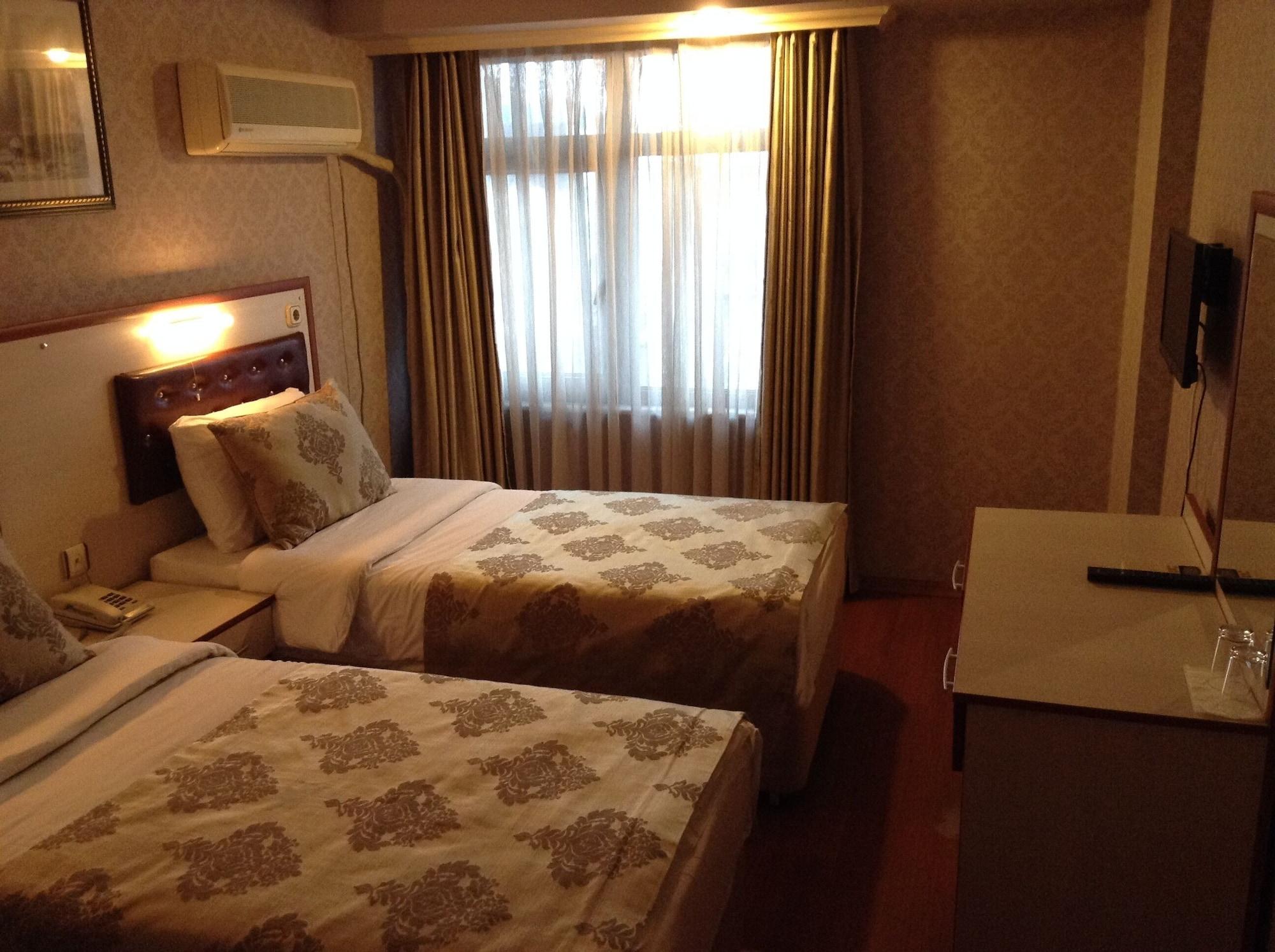 Tayhan Hotel Istanbul Exterior photo