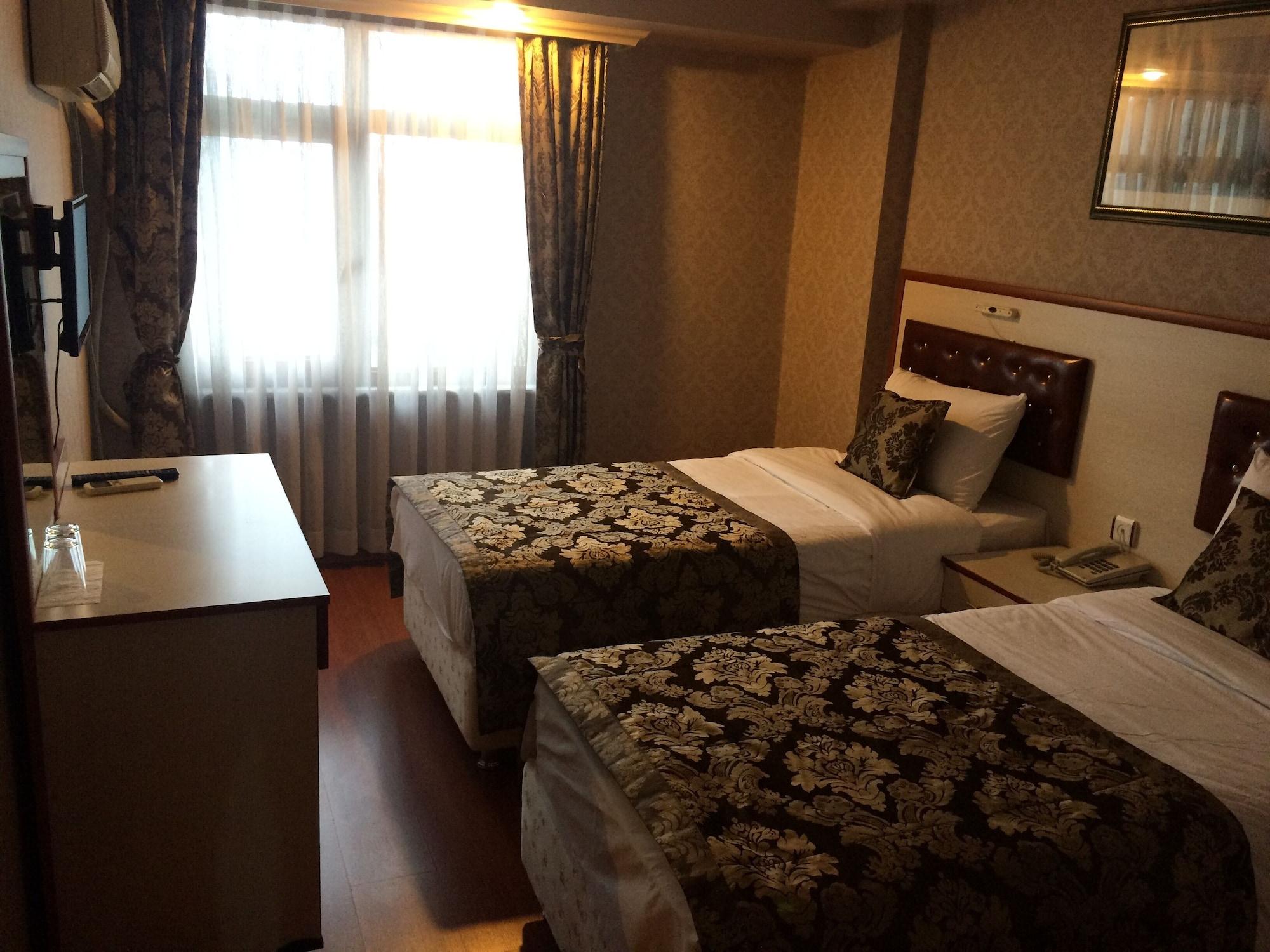 Tayhan Hotel Istanbul Exterior photo