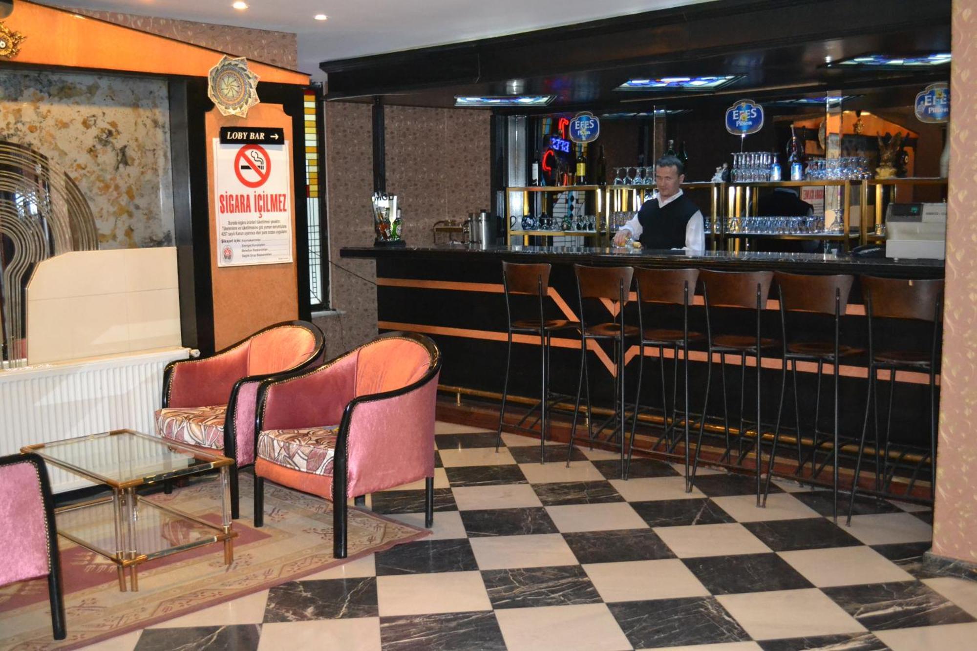 Tayhan Hotel Istanbul Exterior photo