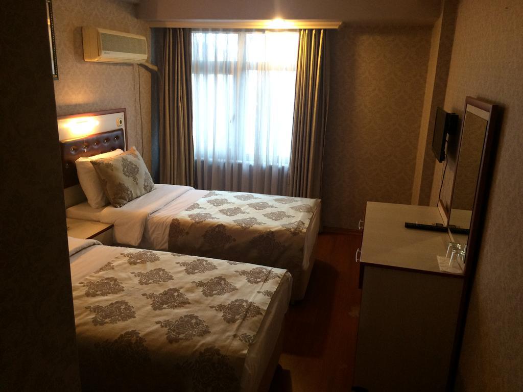 Tayhan Hotel Istanbul Exterior photo