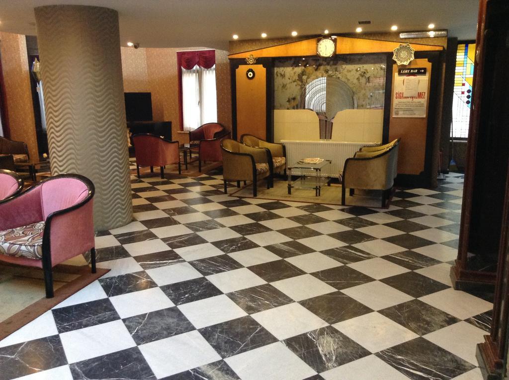 Tayhan Hotel Istanbul Exterior photo