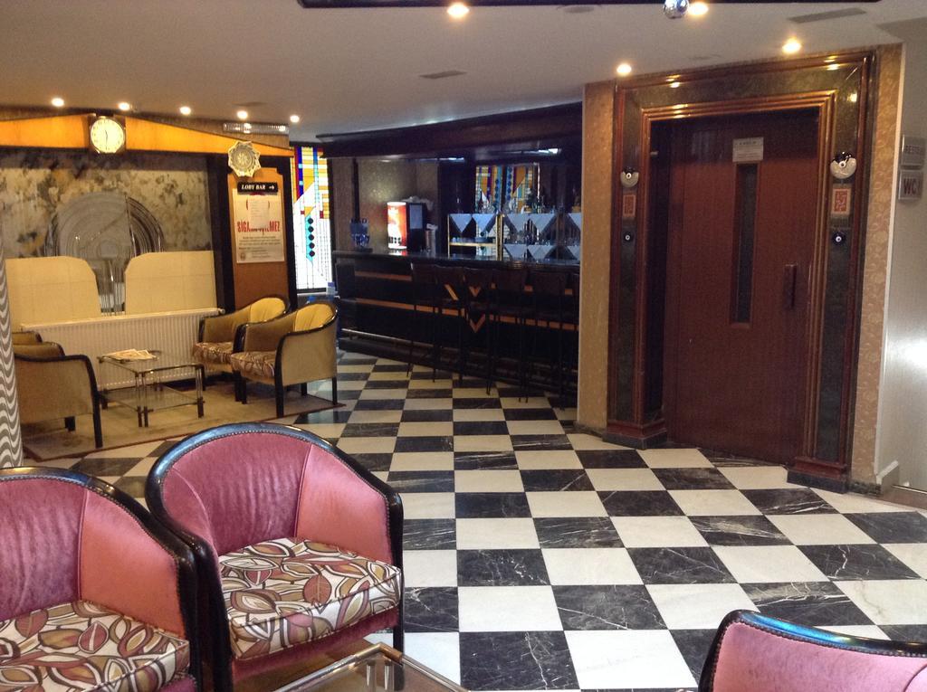 Tayhan Hotel Istanbul Exterior photo